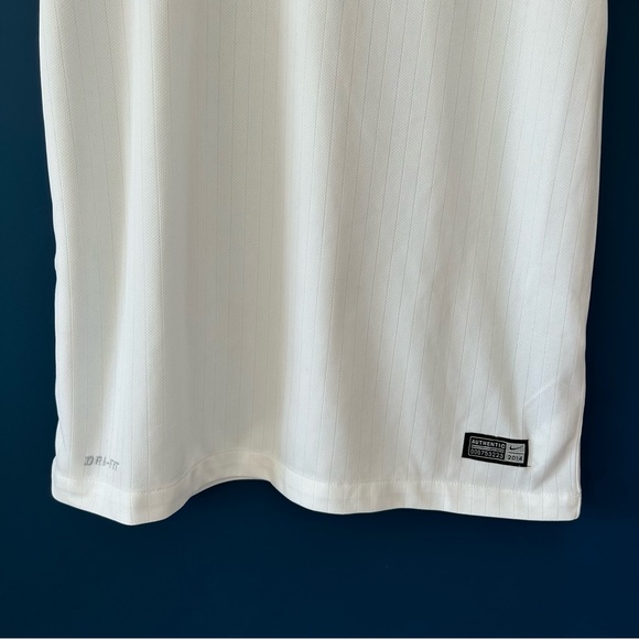 Nike 2014 England Home Football Shirt Size Mens S - Picture 6 of 9